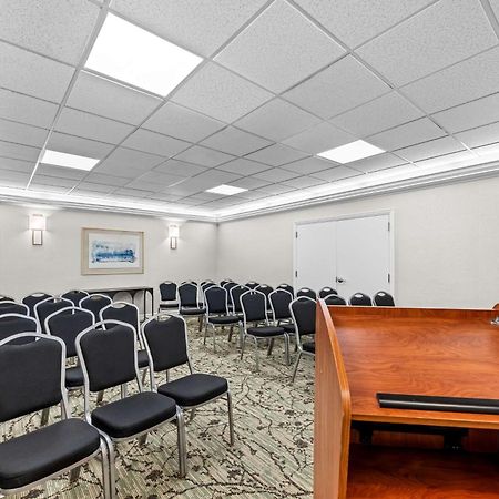 Best Western Plus Puyallup Hotel Bagian luar foto